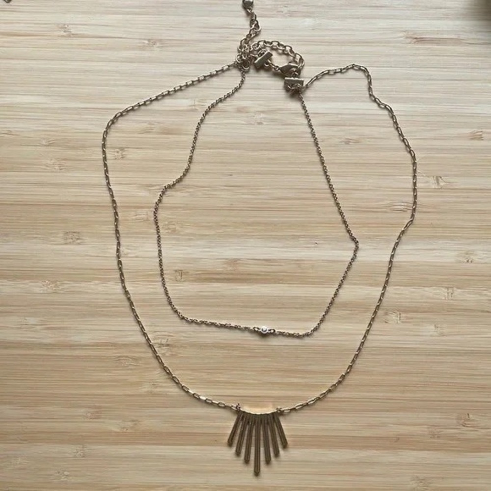 Gold Layered Necklace Geometric Fan Pendant Modern Jewelry Accessory - Picture 4 of 4